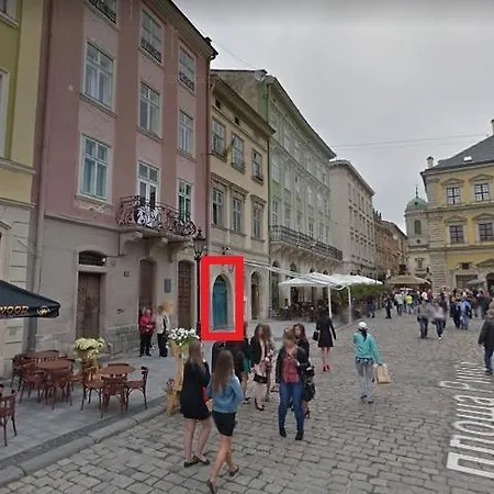 Stylish - Rynok Square 44 Lviv