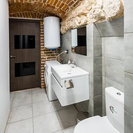 Stylish - Rynok Square 44 Apartamento